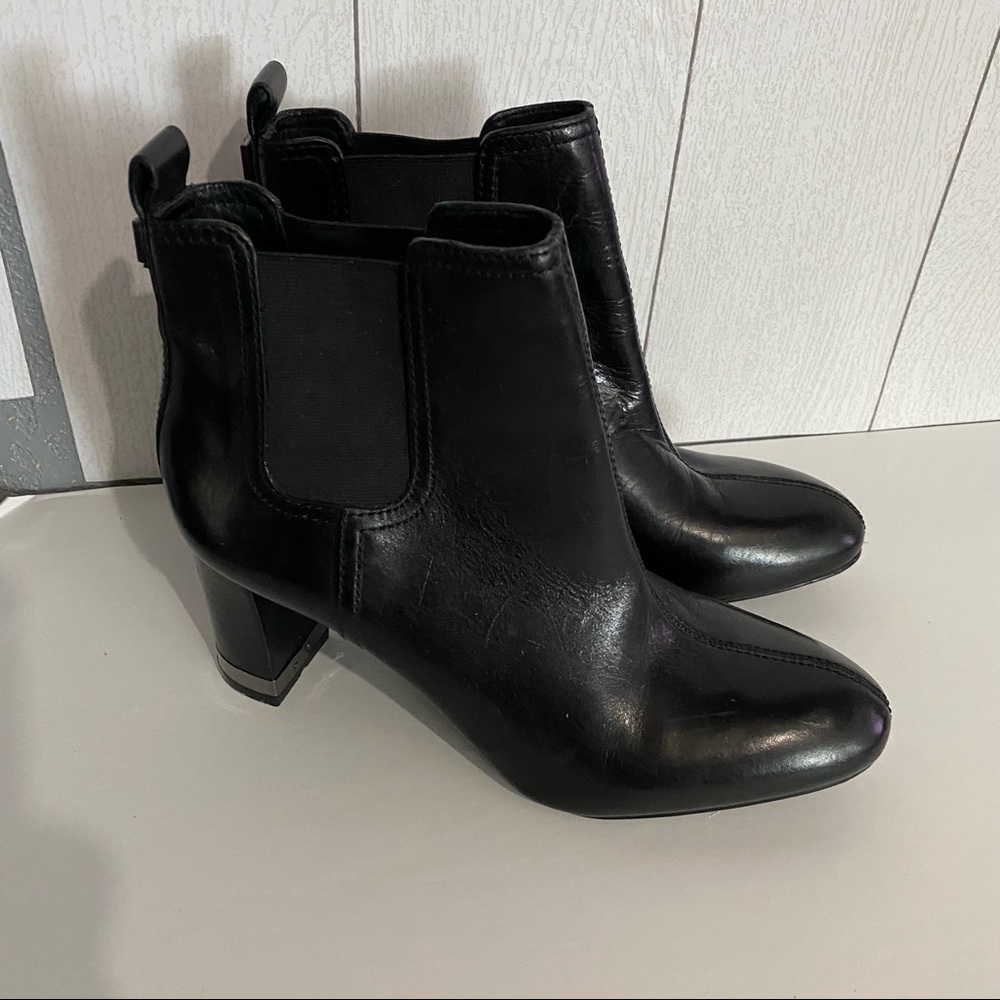 Tory Burch Margaux booties